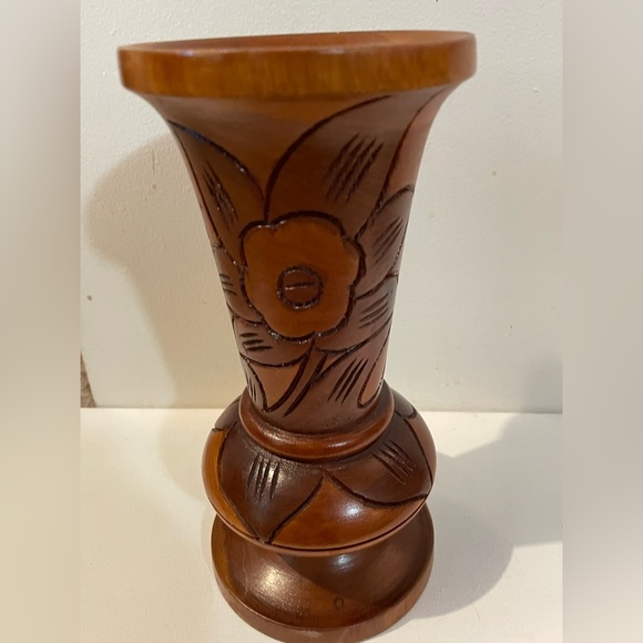 Vintage Hand Carved Wooden Pedestal Vase With Flower/Leaf Design 9” - Picture 3 of 11